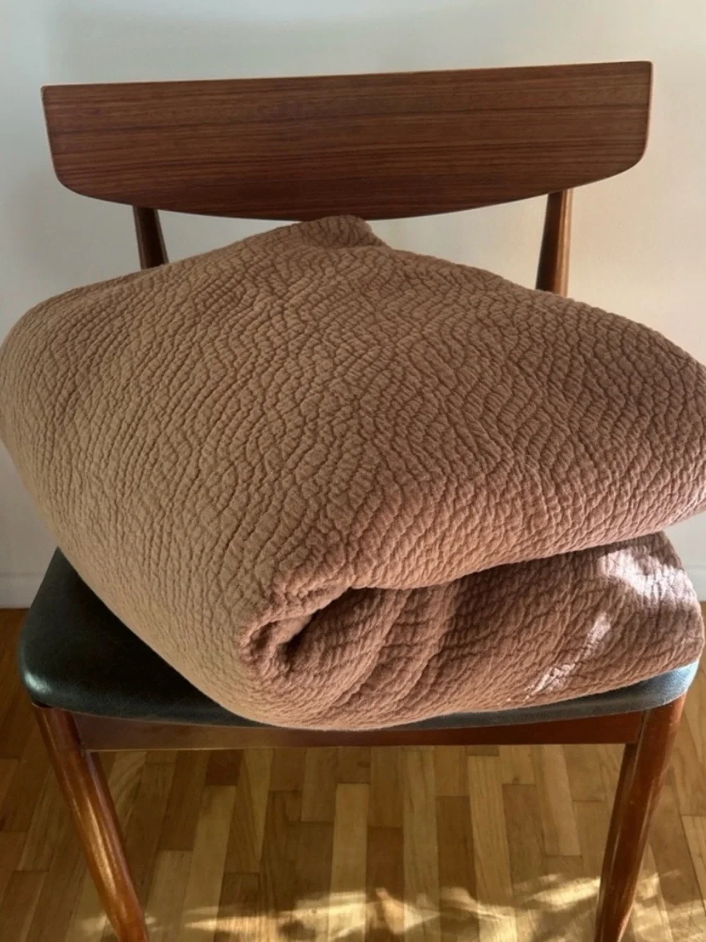 Room&Board Thea coverlet and shams-Cal King/King